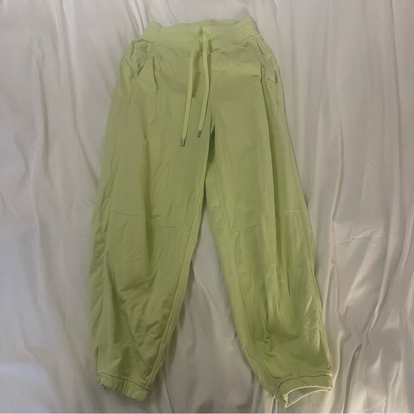 Lululemon Relaxed Fit Super-High Rise French Terry Full Length Jogger Size 6 - Picture 3 of 9
